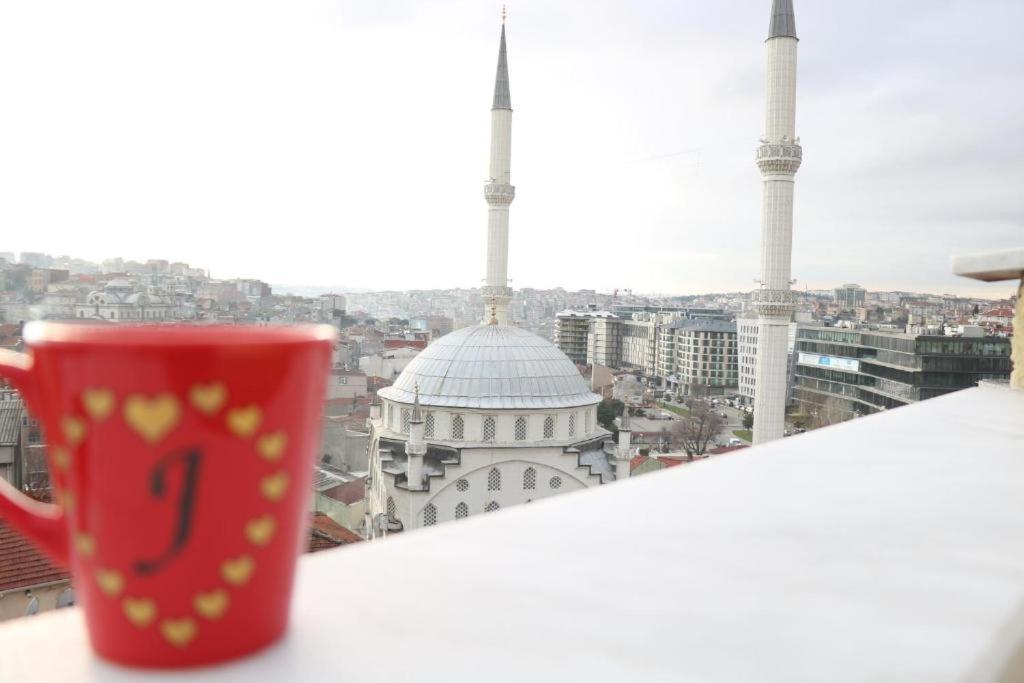 Taksim White Suit Istanbul Exterior photo